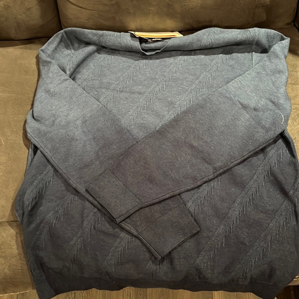 Dronison Mens sweater size XL NWT